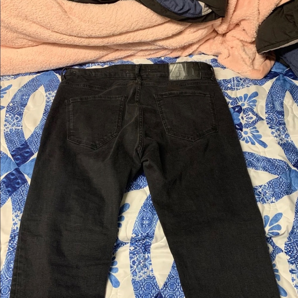 Black Zara jeans